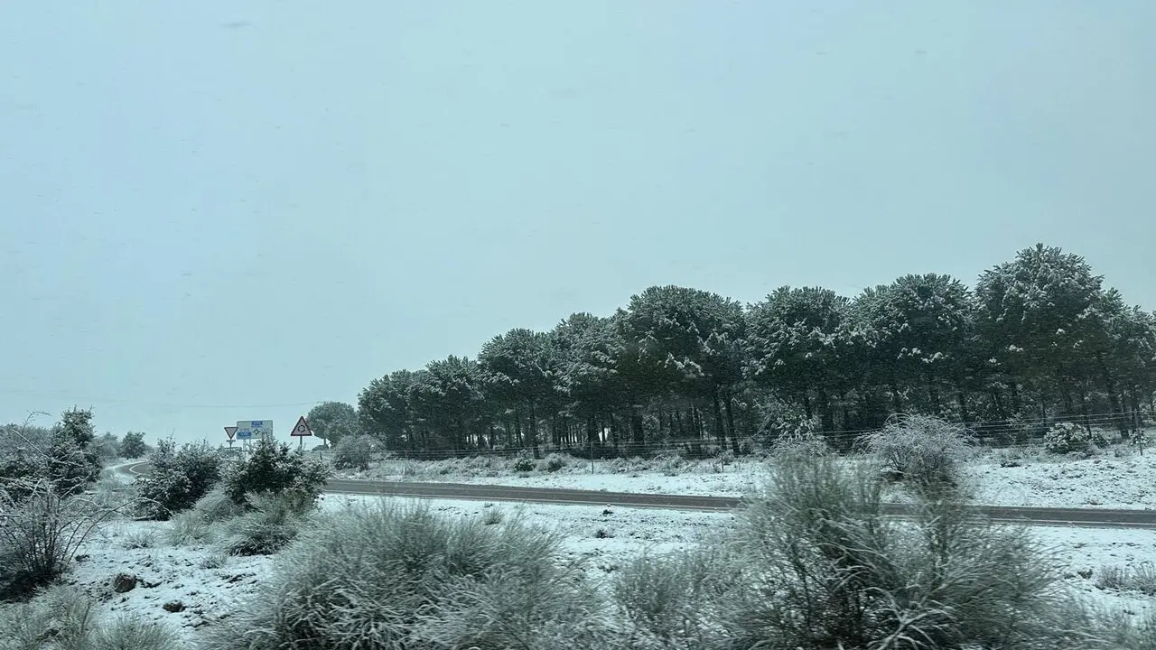Nieve en carretera. | Europa Press.