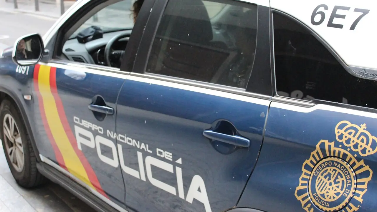 Polic&iacute;a Nacional | EP