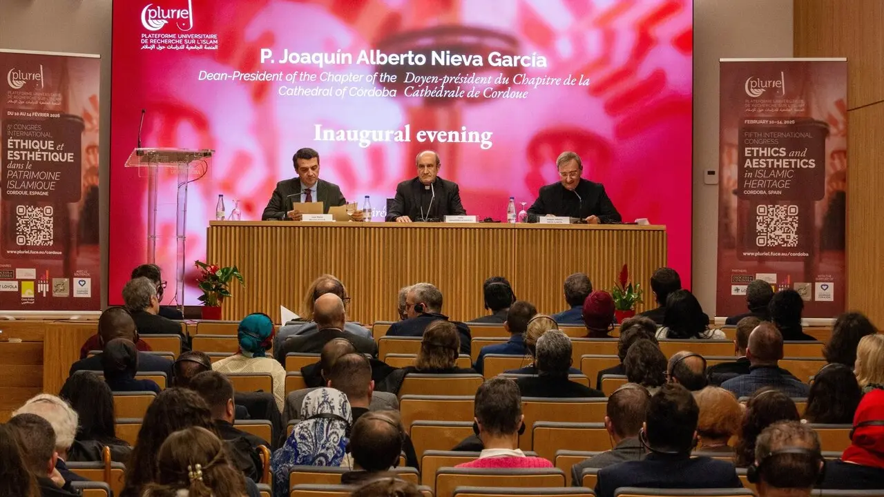 Inauguraci&oacute;n del V Congreso Internacional de Pluriel en el Palacio Episcopal de C&oacute;rdoba.