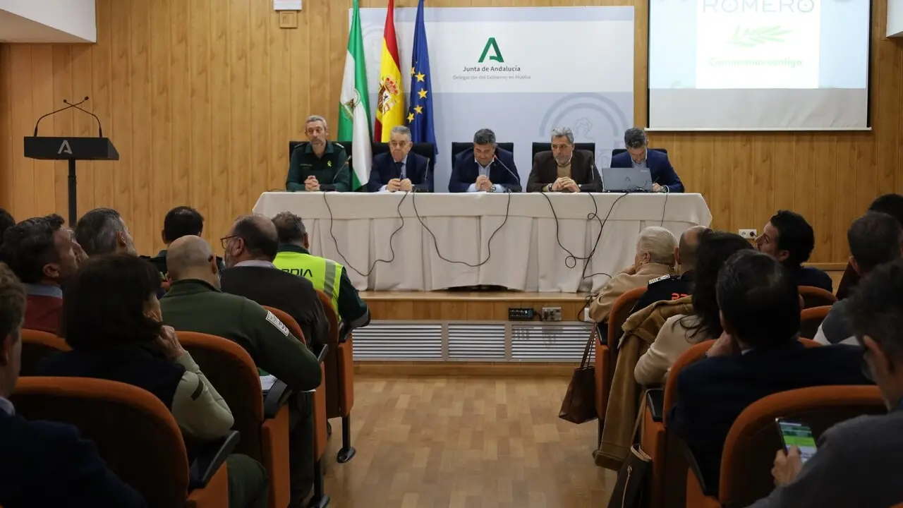 Reuni&oacute;n preparatoria para el Plan Romero de la Romer&iacute;a del Roc&iacute;o 2026. | Junta de Andaluc&iacute;a.