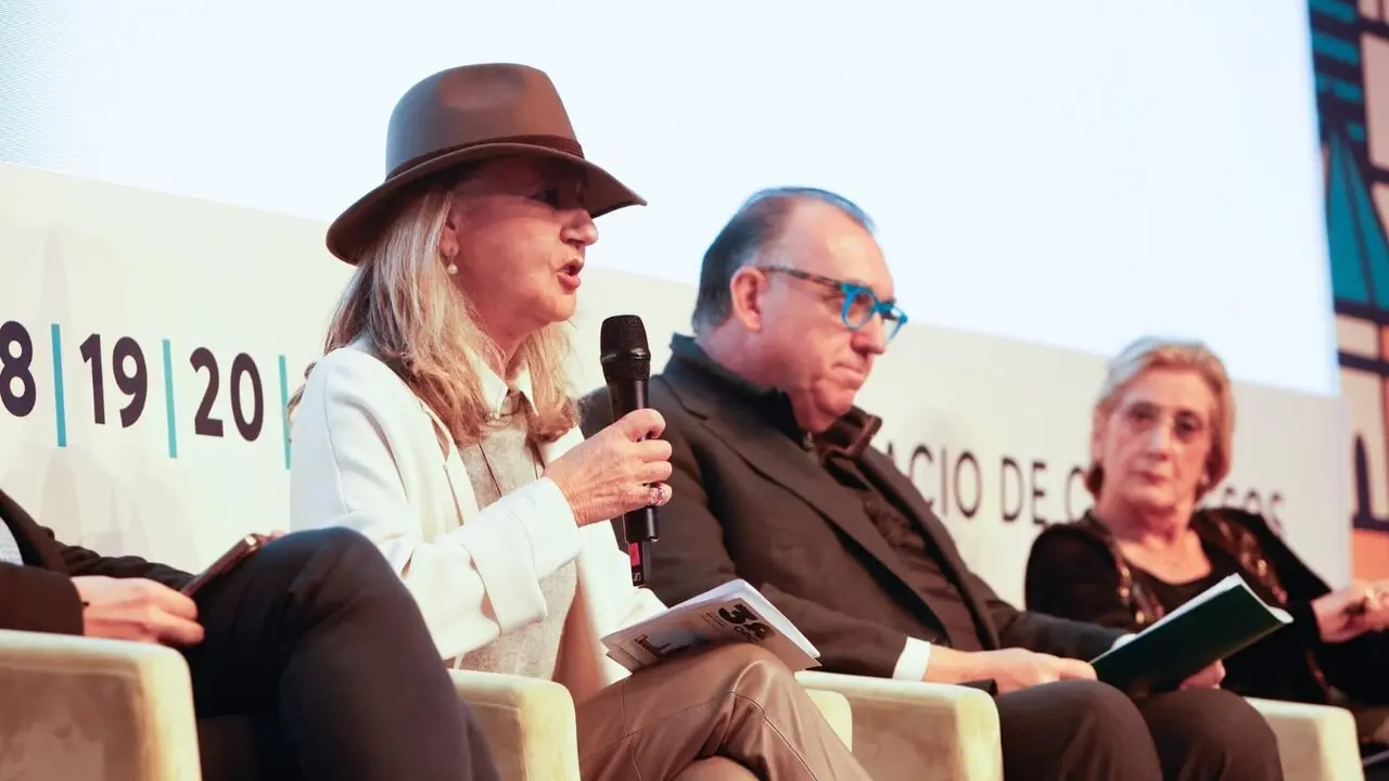 Matilde Almandoz y Arturo Bernal, durante la inauguraci&oacute;n del congreso.