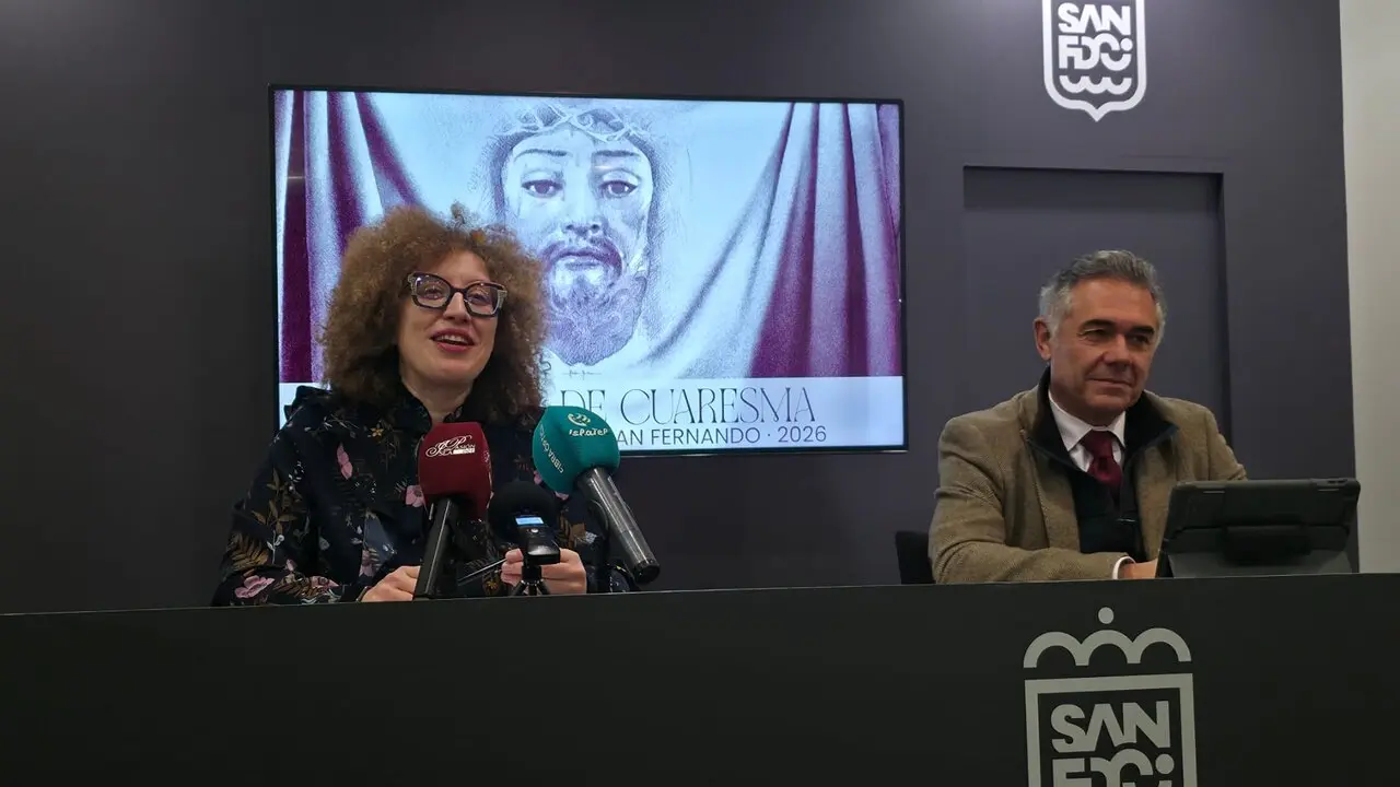 La presentaci&oacute;n de la gu&iacute;a. | Aurora Mar&iacute;n.