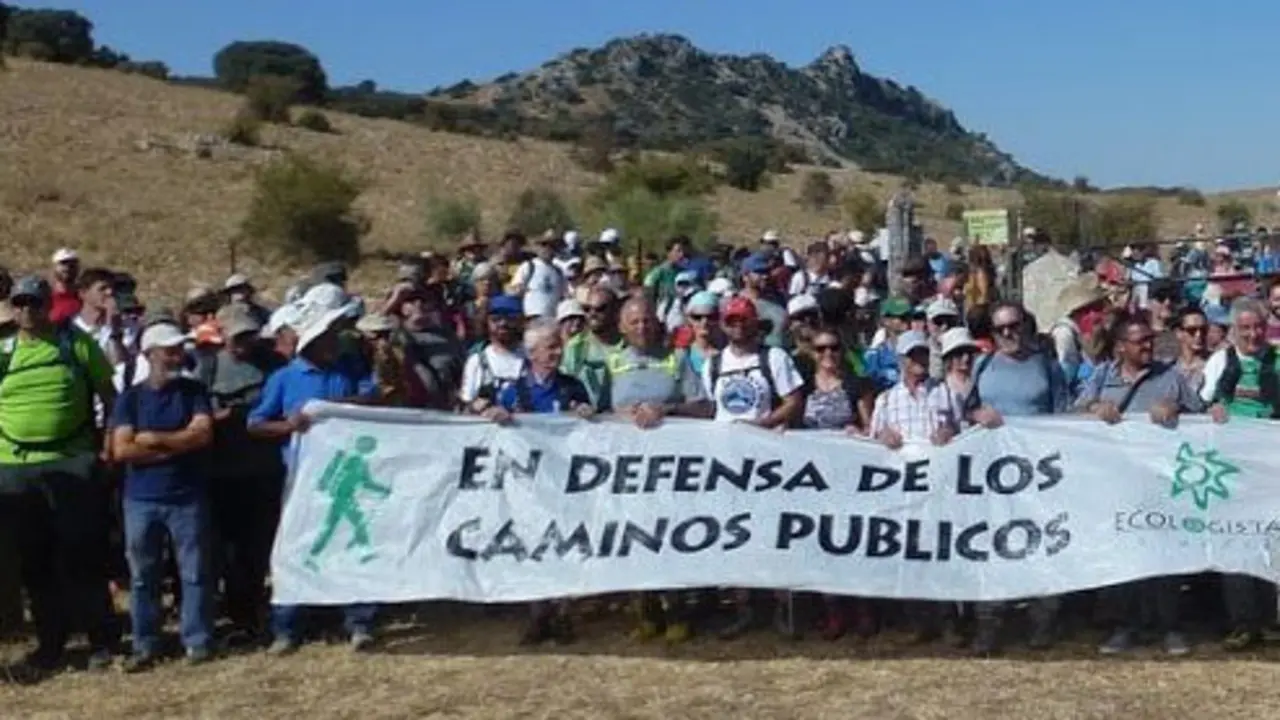 Los ecologistas han exigido en incontables ocasiones la liberaci&oacute;n de v&iacute;as p&uacute;blicas usurpadas./ E.A.