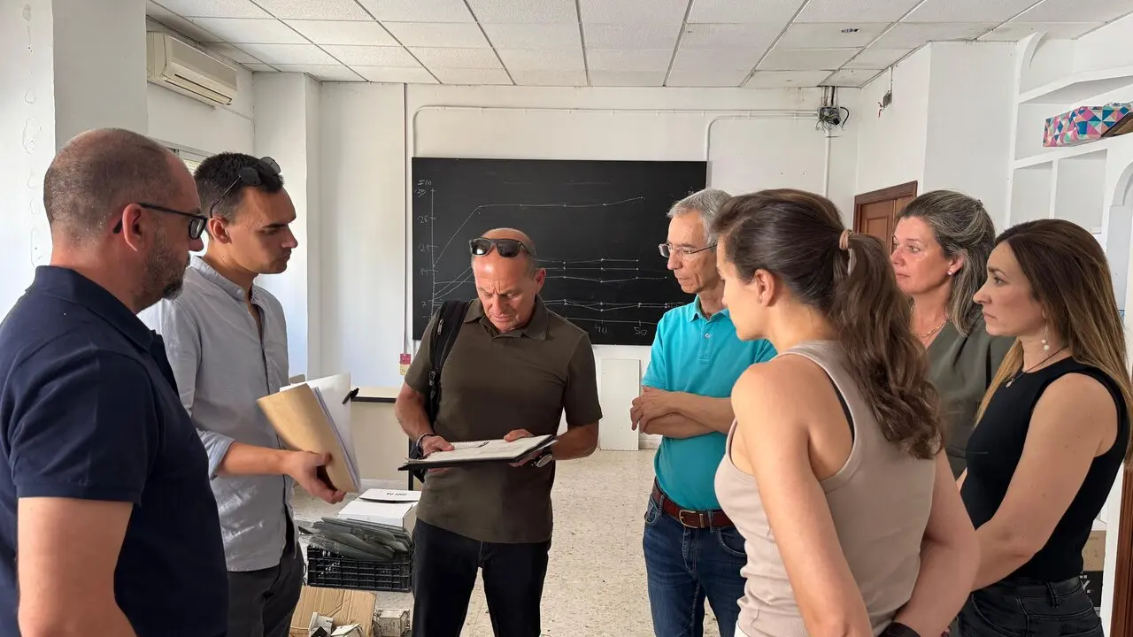 Visita oficina DNI. | UTI