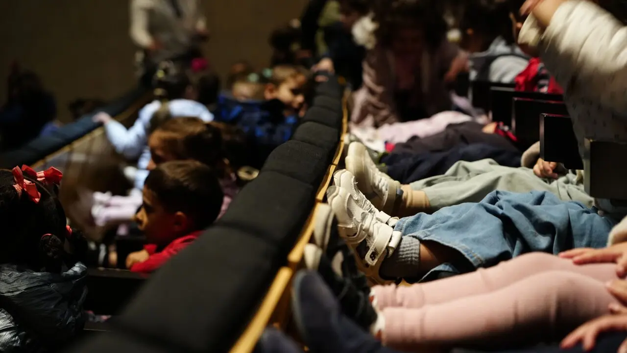 Los m&aacute;s peque&ntilde;os disfrutaron del espect&aacute;culo. | Ayto. de Almonte.