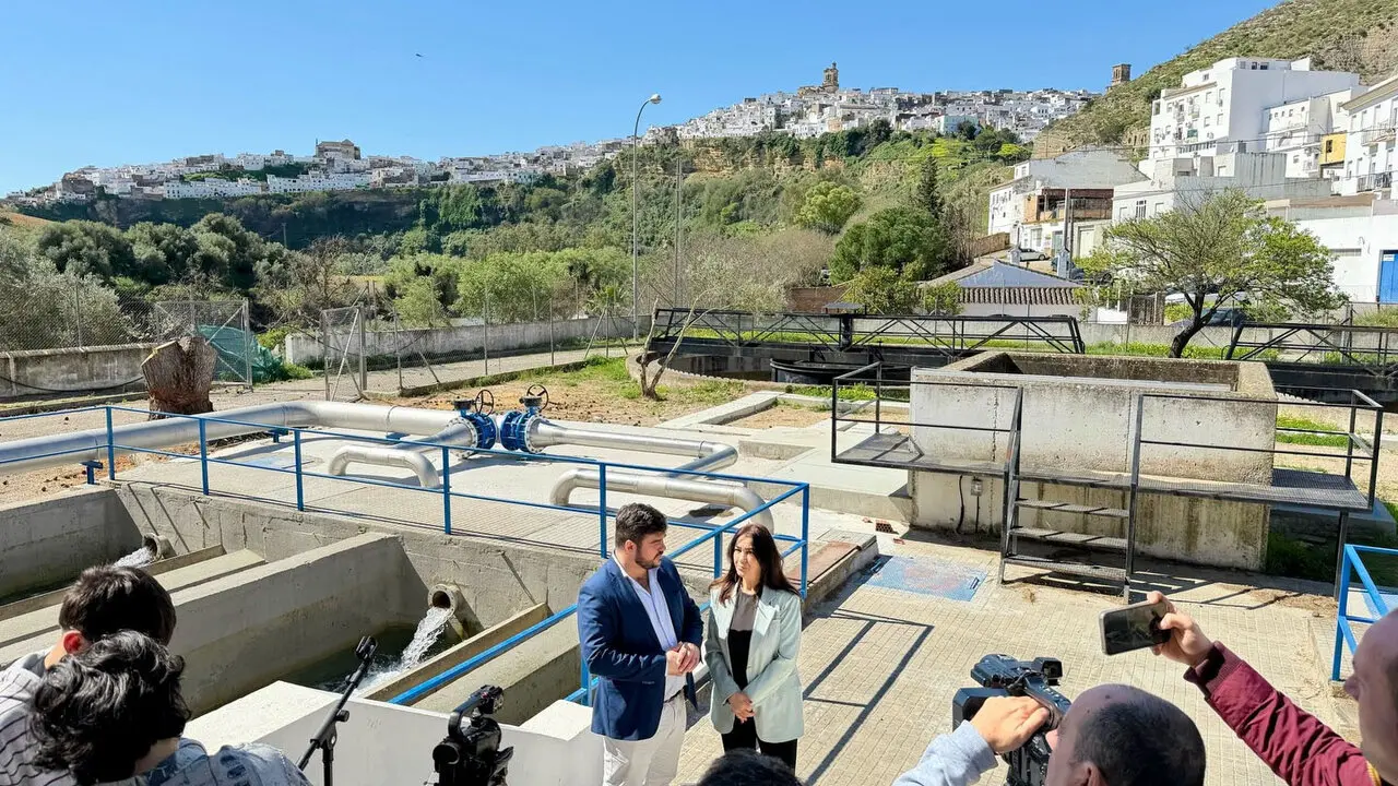 Visita a la Estaci&oacute;n de Tratamiento de Agua Potable de Arcos./AYTO.