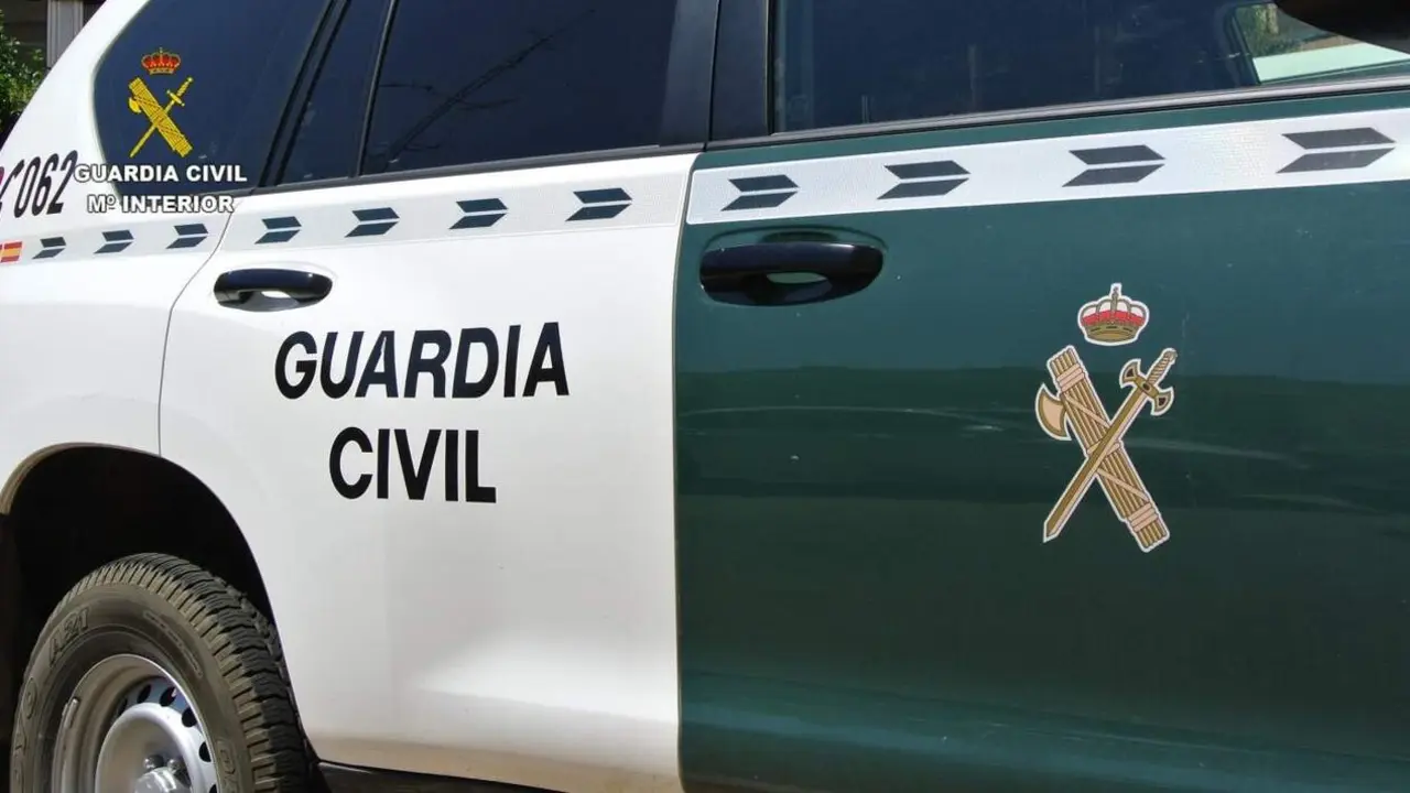  Coche de la Guardia Civil. - EP 