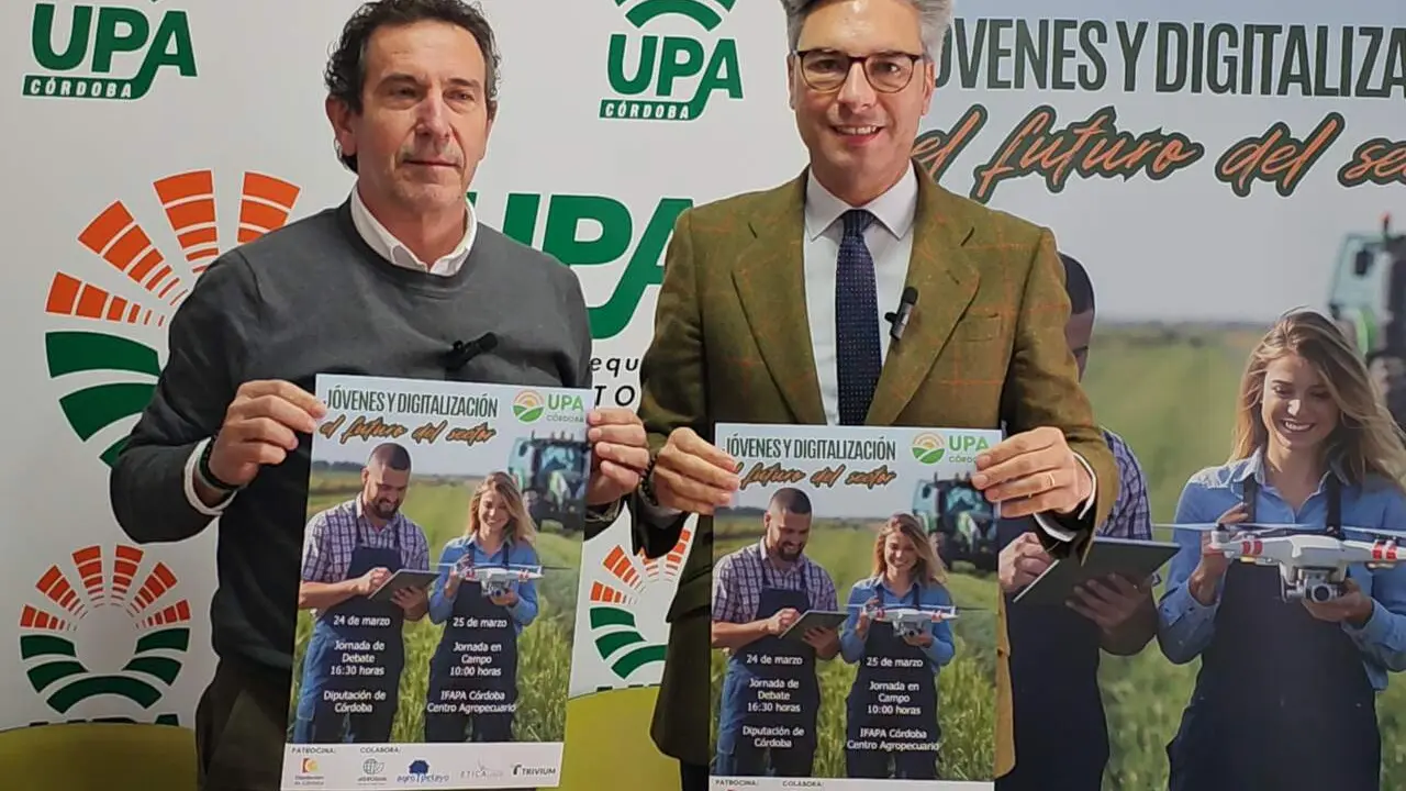 El secretario general de UPA C&oacute;rdoba, Francisco Moreno (izda.), y el vicepresidente primero y delegado de Agricultura en la Diputaci&oacute;n de C&oacute;rdoba, Andr&eacute;s Lorite, presentan las jornadas de jovenes agricultores.