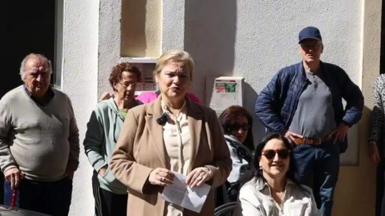 El PP reclama mejoras para la calle Ter&aacute;n.
