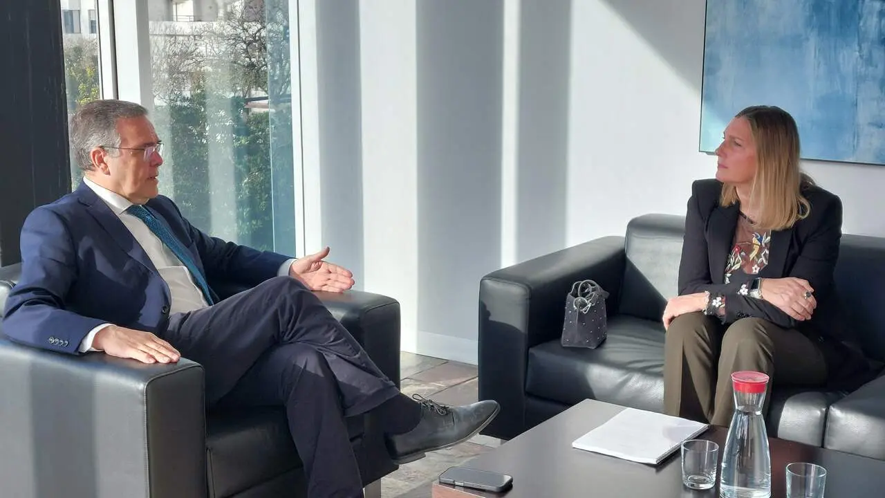 Fenoy (i) y P&eacute;rez Custodio, durante el encuentro de este mi&eacute;rcoles - A.I.