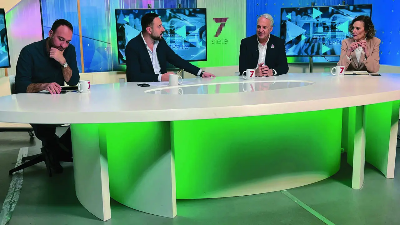 Juan Carlos Ruiz Boix durante la grabaci&oacute;n de la entrevista en Acento Andaluz. | 7 TV