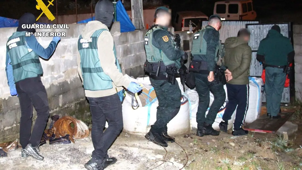El clan detenido por tr&aacute;fico de drogas y armas en Cantabria. | Europa Press.