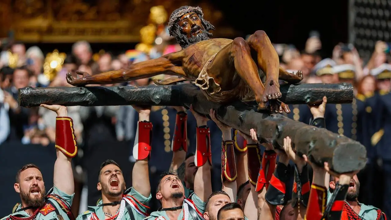 Jueves Santo en la Semana Santa de M&aacute;laga 2026: horarios e itinerarios de las procesiones del 2 de abril