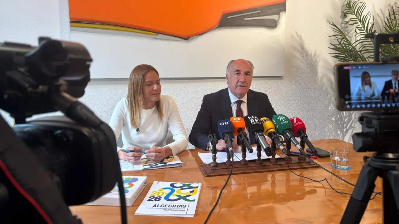 Solanes (i) y Landaluce, durante la presentación llevada a cabo este martes - J.M.