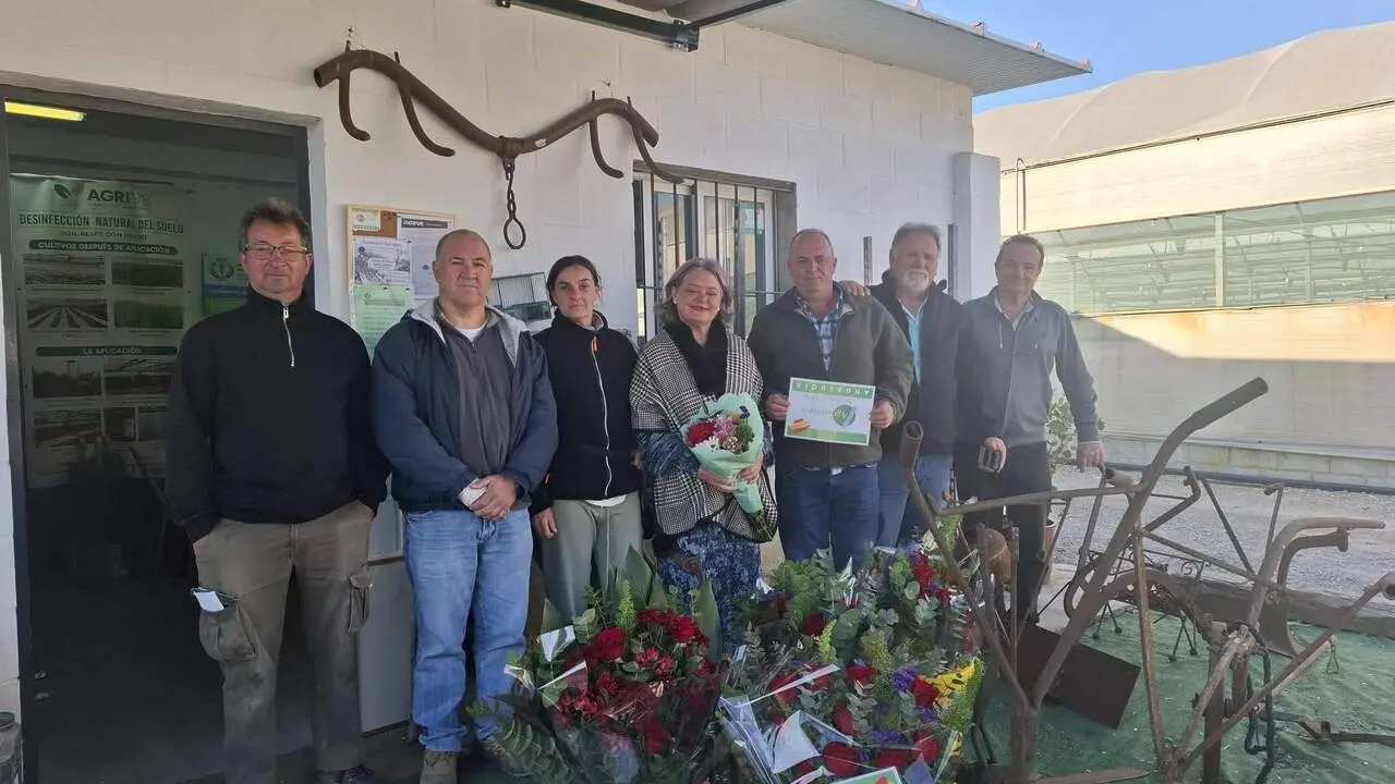 La Subdelegada del Gobierno visita los campos de Chipiona para conocer la situaci&oacute;n del sector agr&iacute;cola