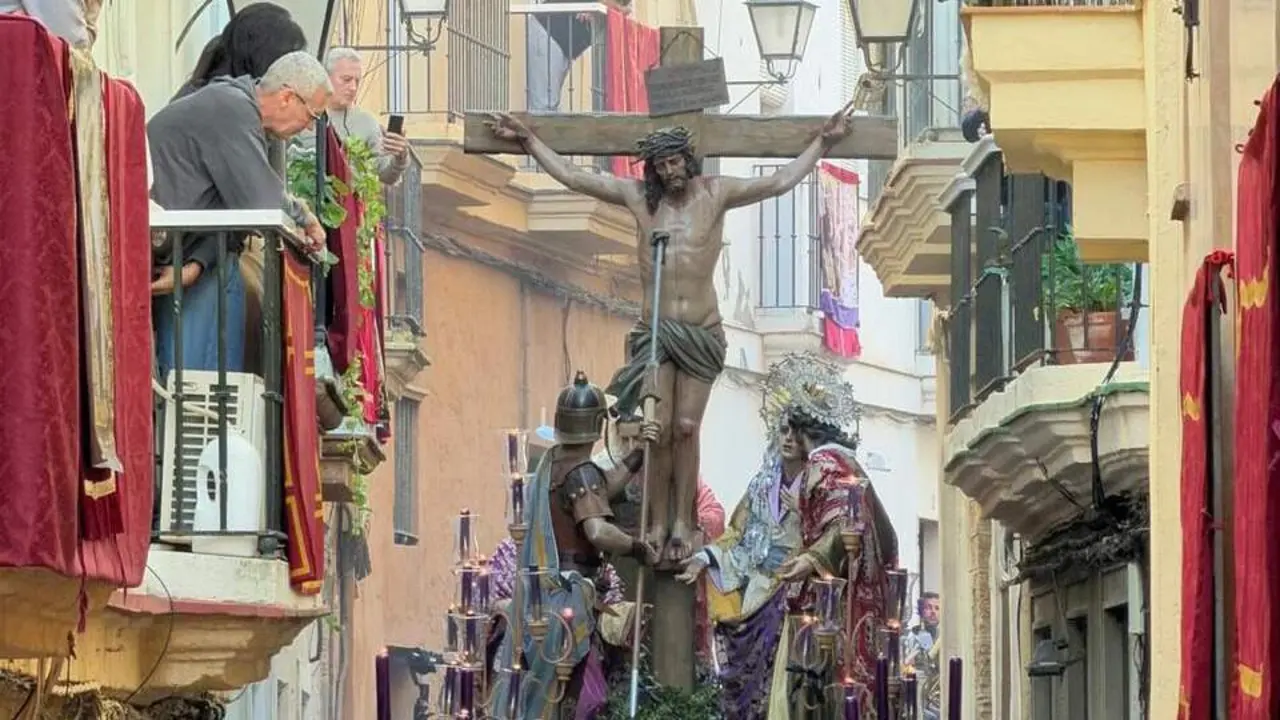 Siete Palabras, en la Semana Santa de C&aacute;diz 2026. | VIVA.