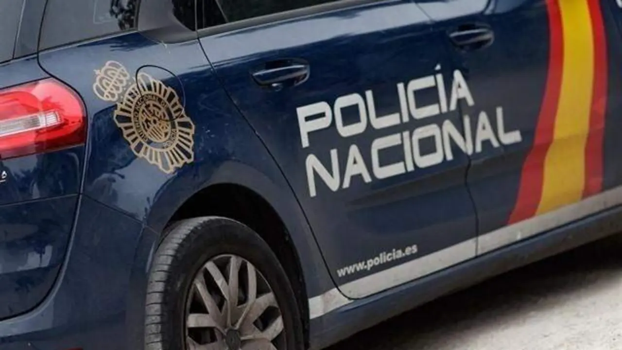  Polic&iacute;a Nacional. - A. I. 