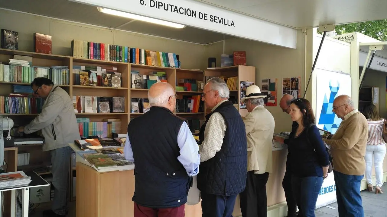 Stand de la Diputaci&oacute;n de Sevilla en la Feria del Libro |&nbsp;DIPUTACI&Oacute;N DE SEVILLA