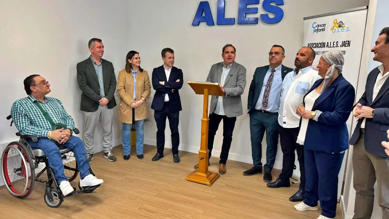 Inauguraci&oacute;n de la nueve sede de ALES en Ja&eacute;n. - Foto: Ayuntamiento