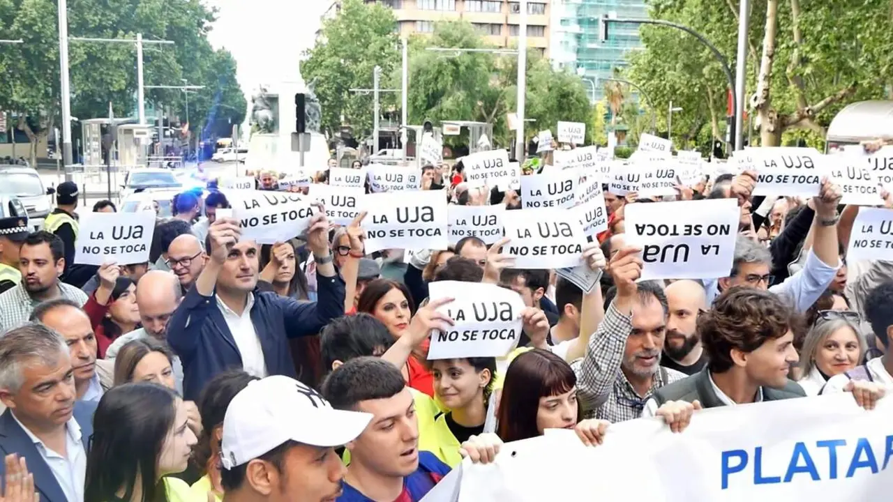 Protesta en defensa de la Universidad de Ja&eacute;n.