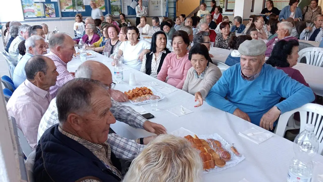 Los mayores de La Algaida, siempre en la mente de los vecinos de esta zona agr&iacute;cola/Ra&uacute;l J. Bustillos