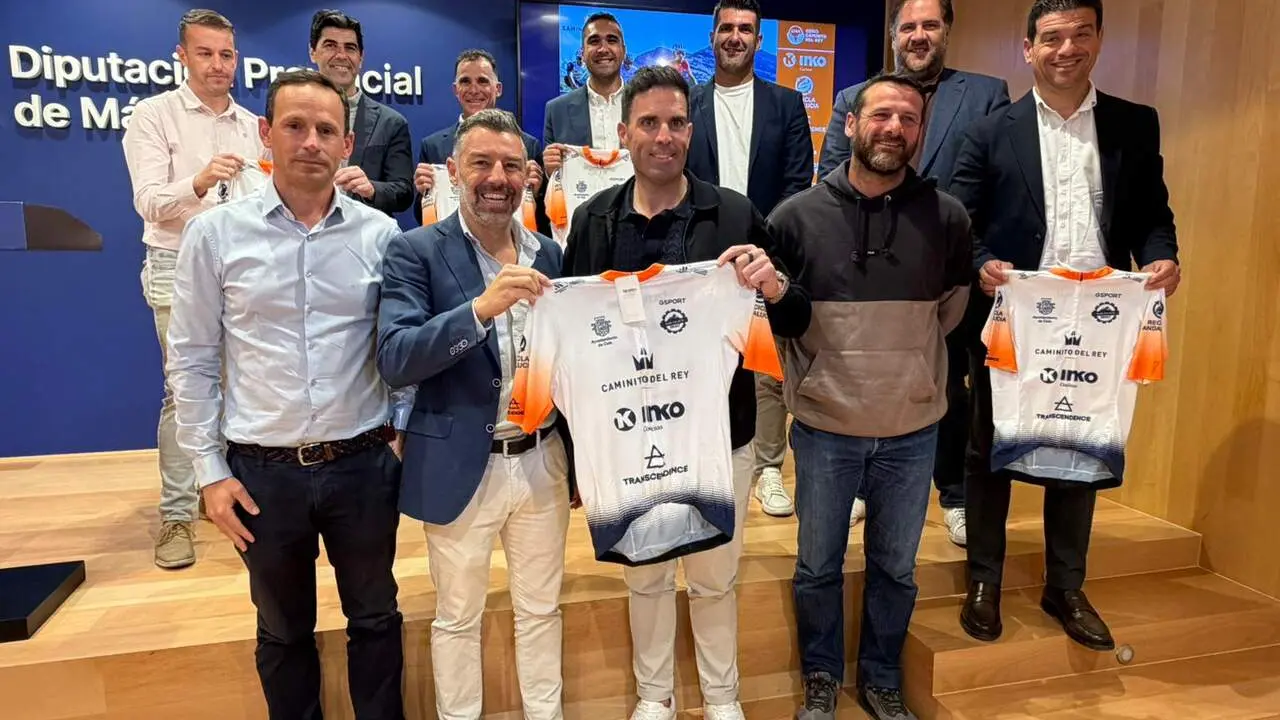 Presentaci&oacute;n de la quinta marcha cicloturista. / DIPUTACI&Oacute;N DE M&Aacute;LAGA