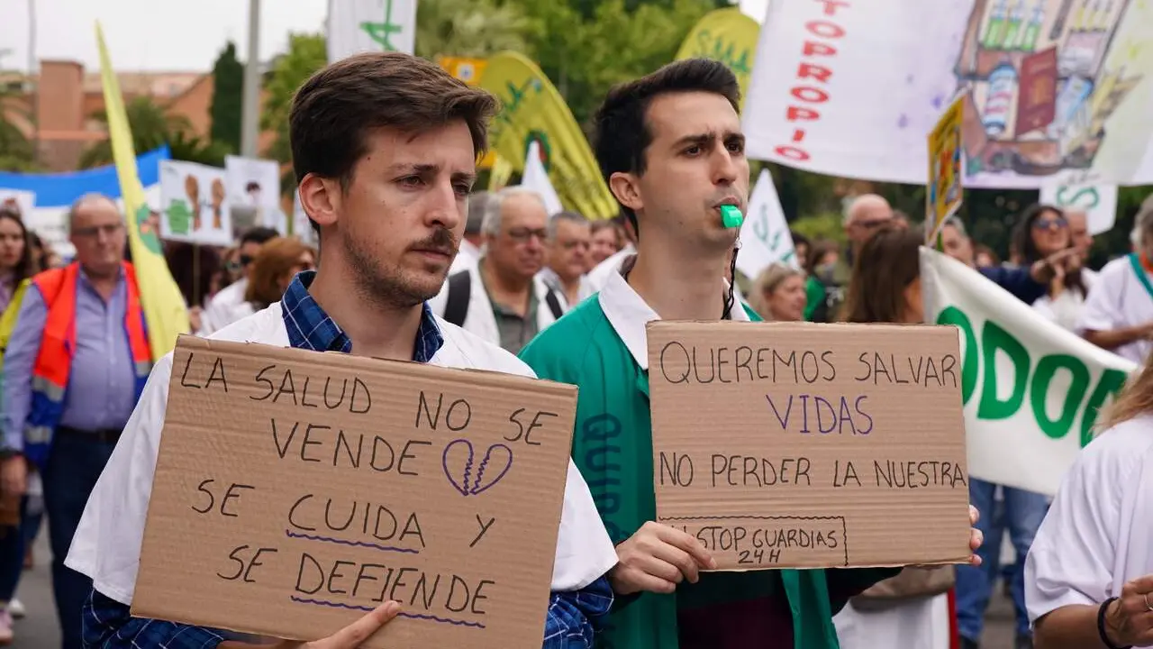 Manifestaci&oacute;n de m&eacute;dicos en M&aacute;laga. | Europa Press.