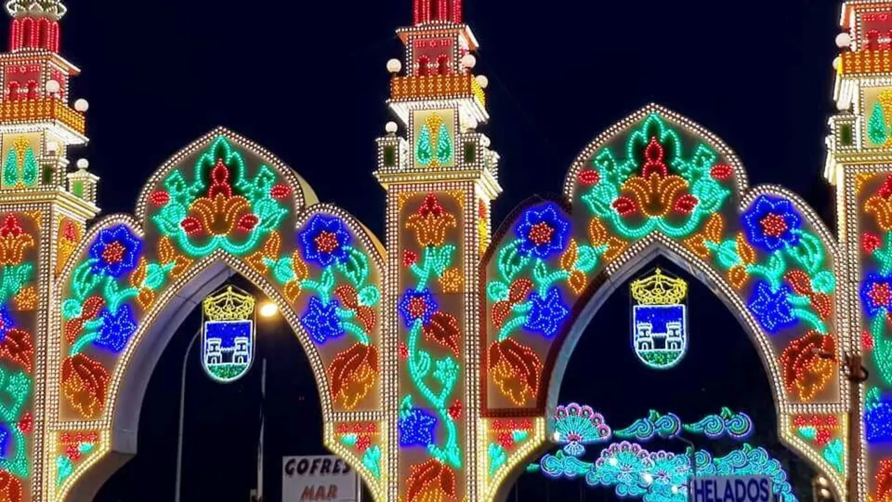 Portada de la feria de La L&iacute;nea | VIVA