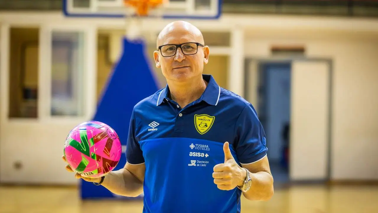 Jes&uacute;s Azurmendi, nuevo entrenador del Virgili. | CD Virgili C&aacute;diz.