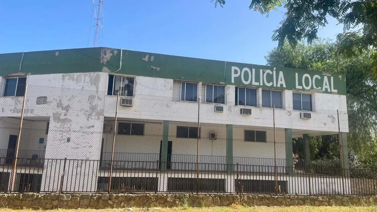 Fachada del edificio de la antigua Jefatura de la Polic&iacute;a Local | Viva