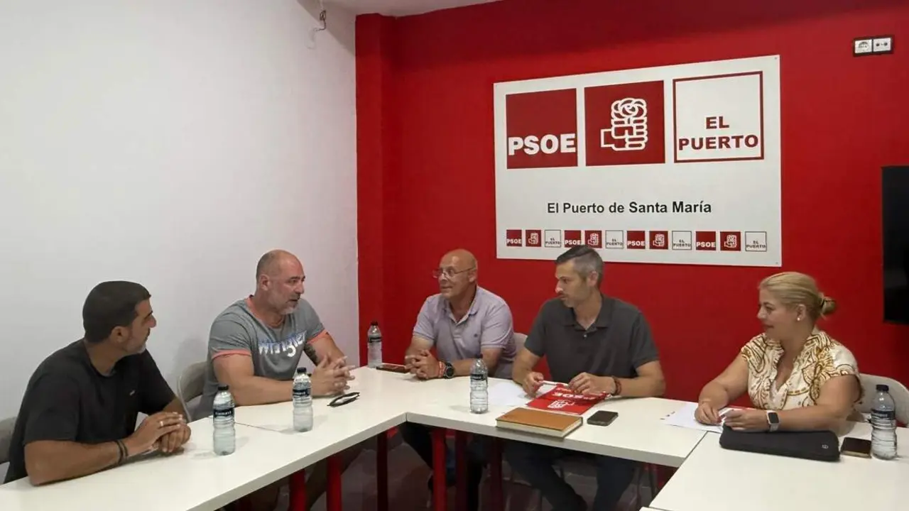 Reuni&oacute;n PSOE y UGT. | VIVA