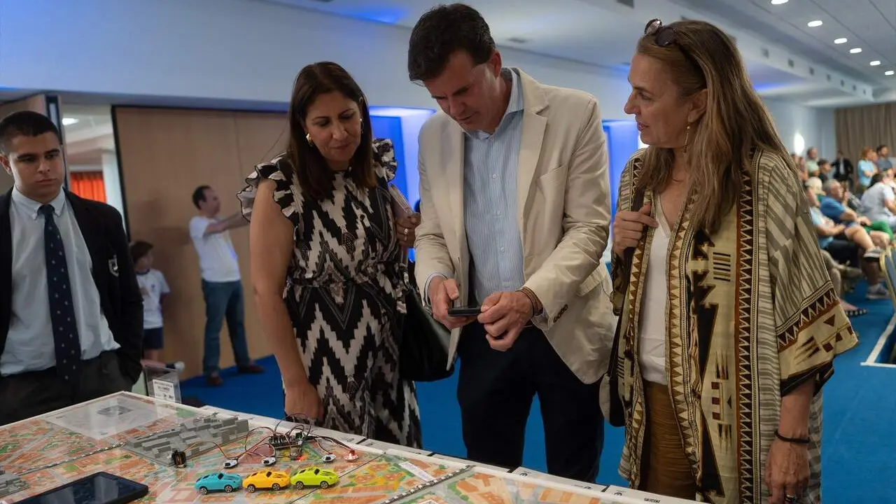 EuropaPress_7572301_imagen_representantes_diputacion_sevilla_tercera_edicion_campeonato