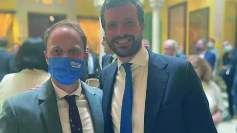 Erik Dom&iacute;nguez y Pablo Casado - VIVA JA&Eacute;N