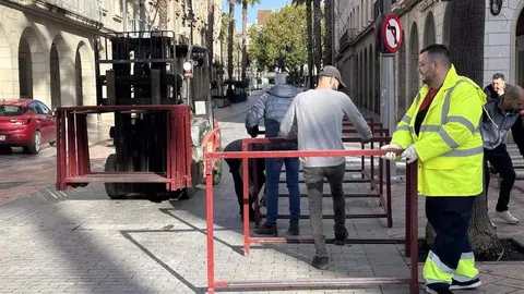 Montaje palcos semana santa huelva - Ayto Huelva