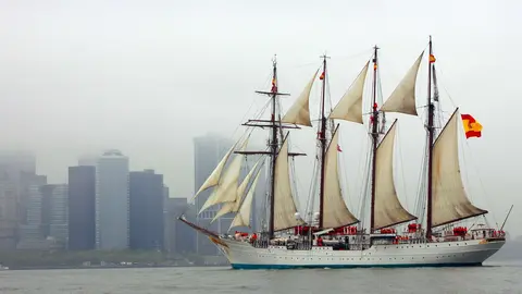 El Juan Sebasti&aacute;n de Elcano. | Armada