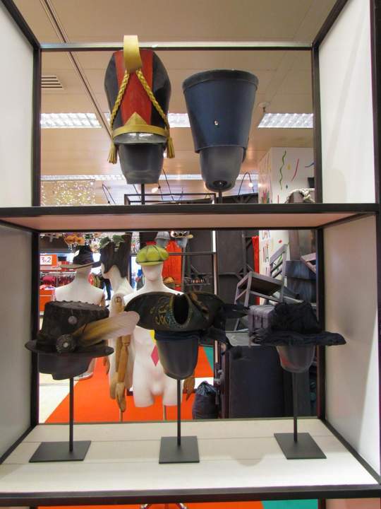 Exposicion de disfraces