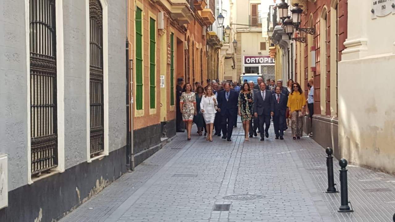 Homenaje a la comunidad iberoamericana.