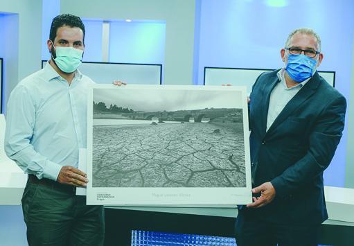 Miguel Lorenzo Vilches, ganador de este año con una imagen en blanco y negro