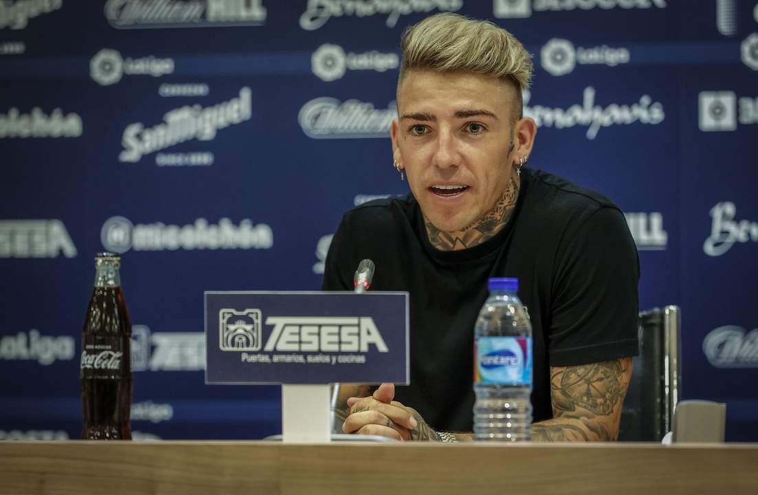 En rueda de prensa.