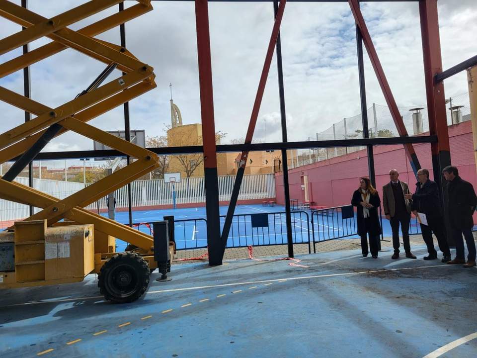 Las obras de cerramiento.