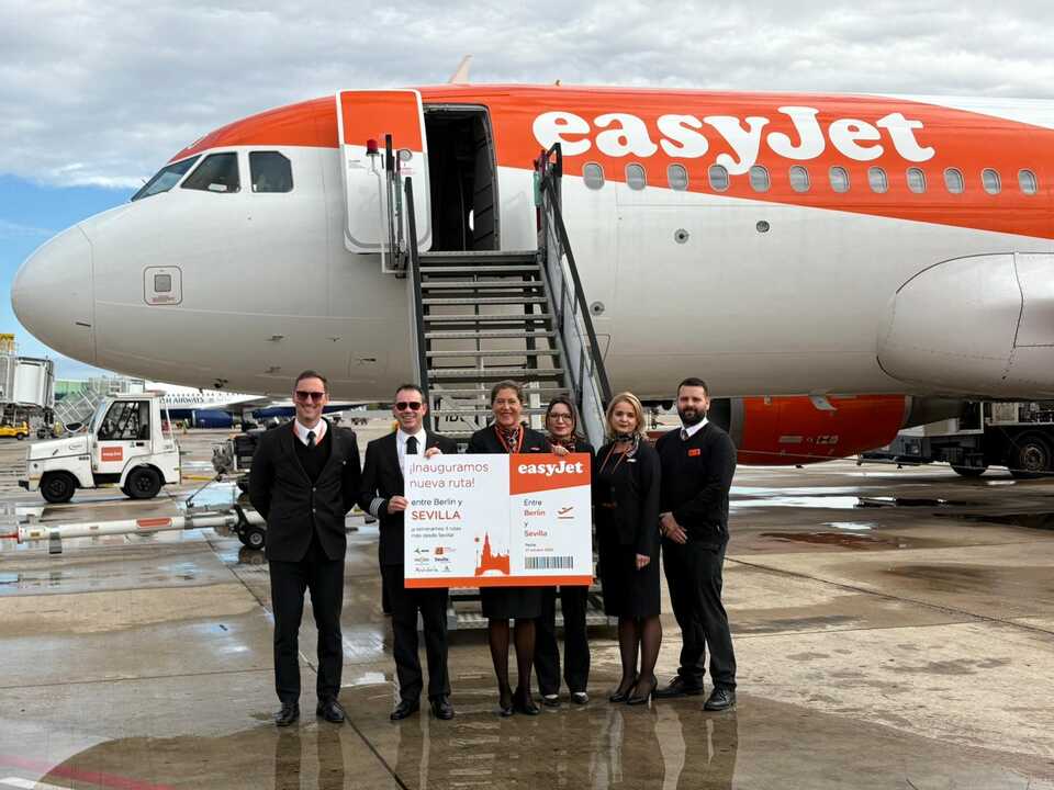 La llegada del primer vuelo de Berlín operado por EasyJet. | EASYJET