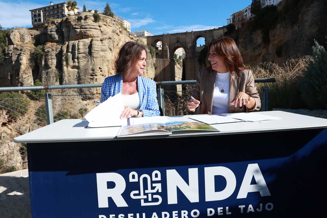 251027_CG firma convenio Tajo Ronda (4)