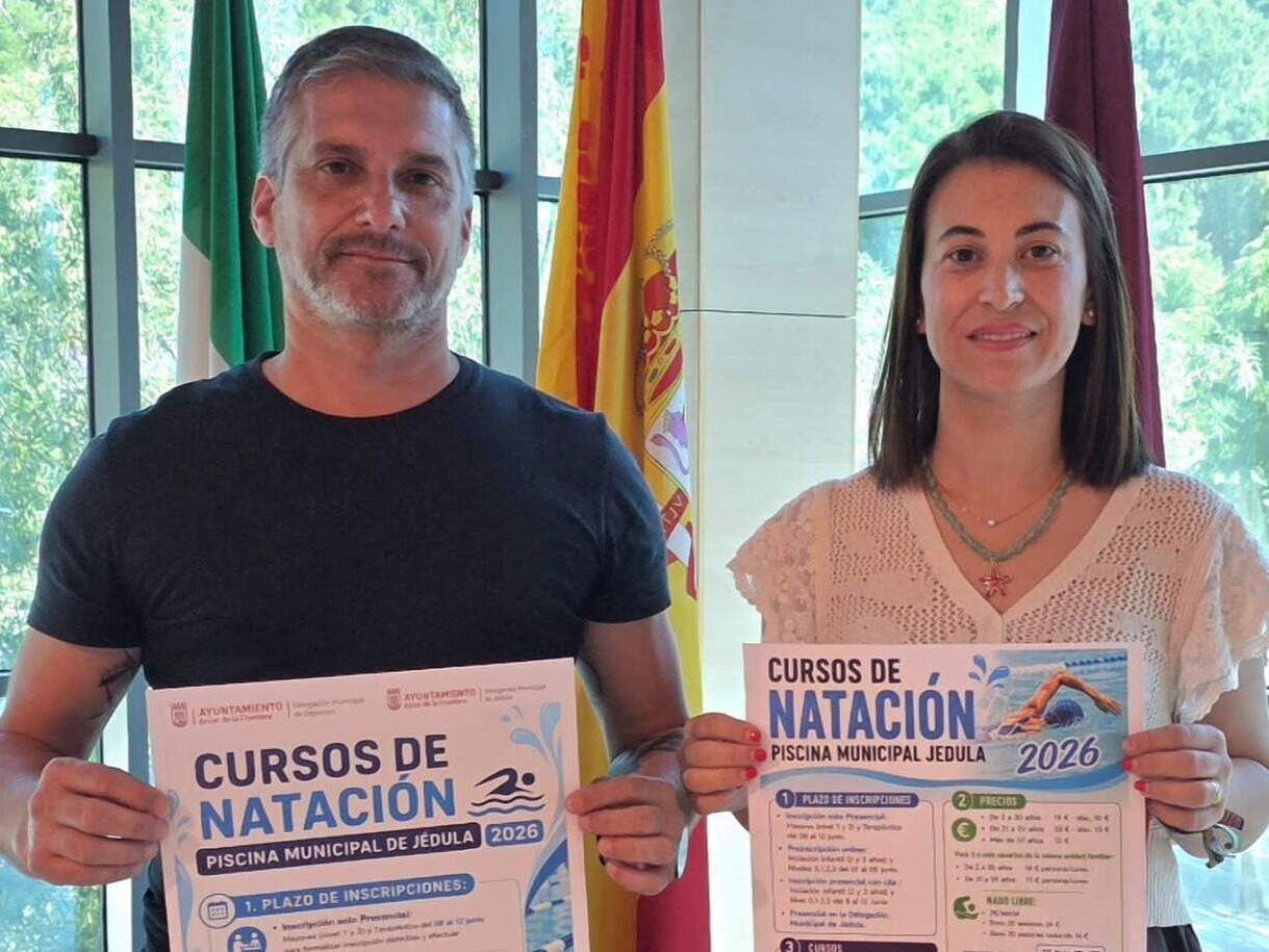 Niños y mayores están llamados a los divertidos cursos de natación en Jédula